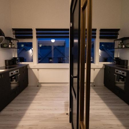 Broncks Apartment 1 - Modern 2-Bedroom In The Heart Of Tórshavn Zewnętrze zdjęcie