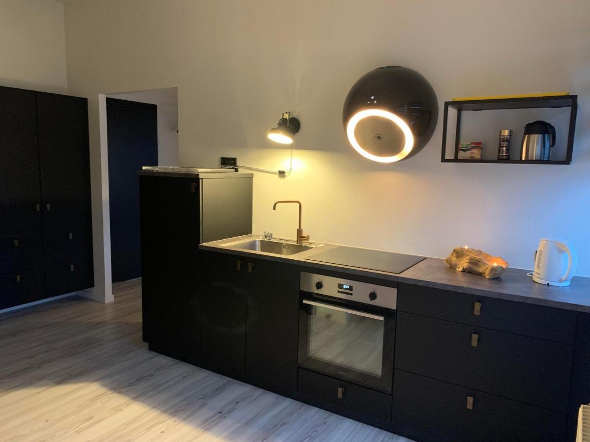 Broncks Apartment 1 - Modern 2-Bedroom In The Heart Of Tórshavn Zewnętrze zdjęcie