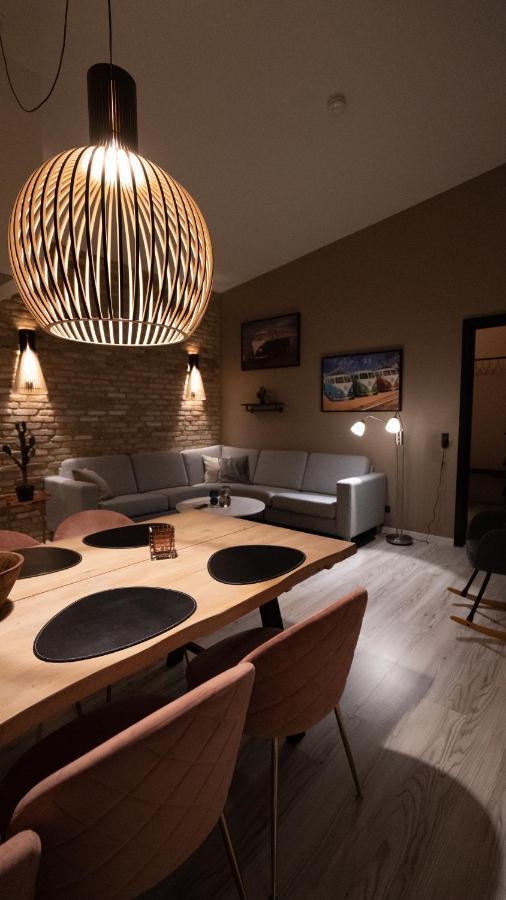 Broncks Apartment 1 - Modern 2-Bedroom In The Heart Of Tórshavn Zewnętrze zdjęcie